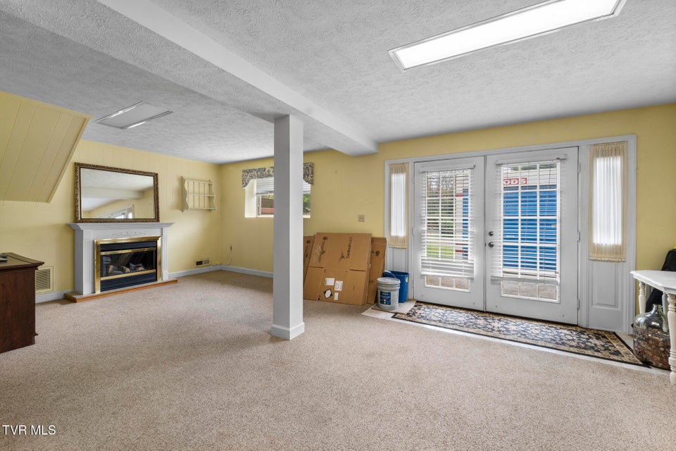 Photo #8: 403 Martindale Road