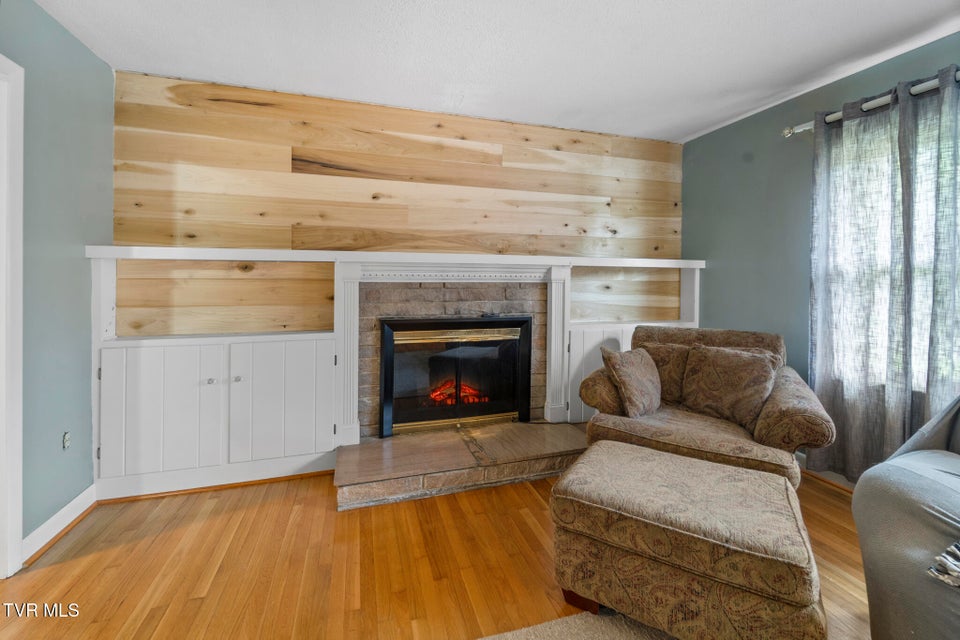 Photo #11: 403 Martindale Road