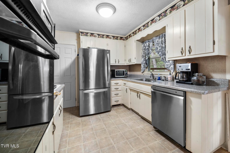 Photo #20: 403 Martindale Road