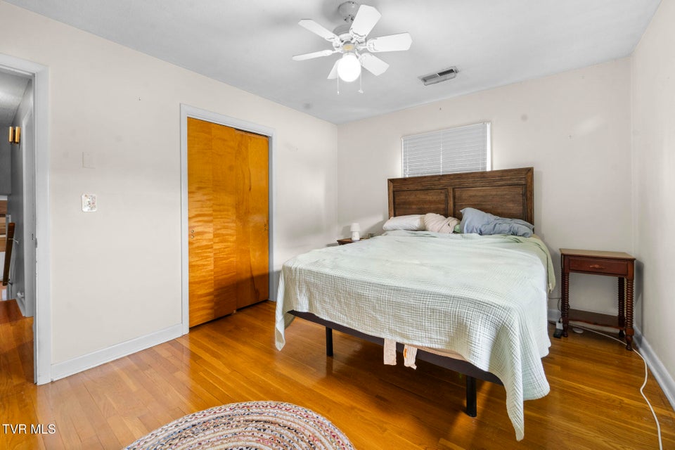 Photo #26: 403 Martindale Road