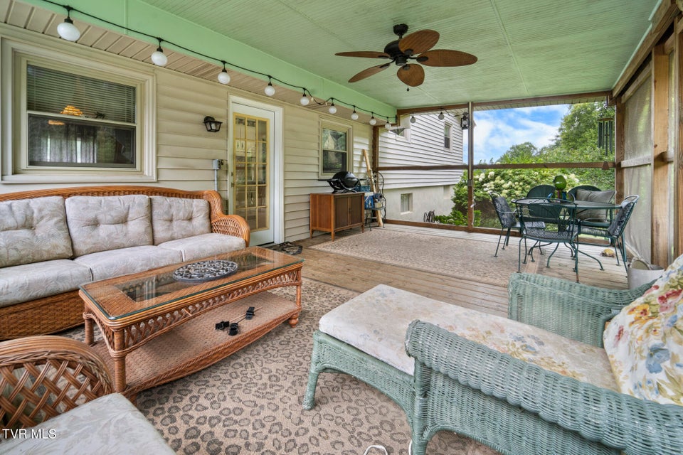 Photo #36: 403 Martindale Road