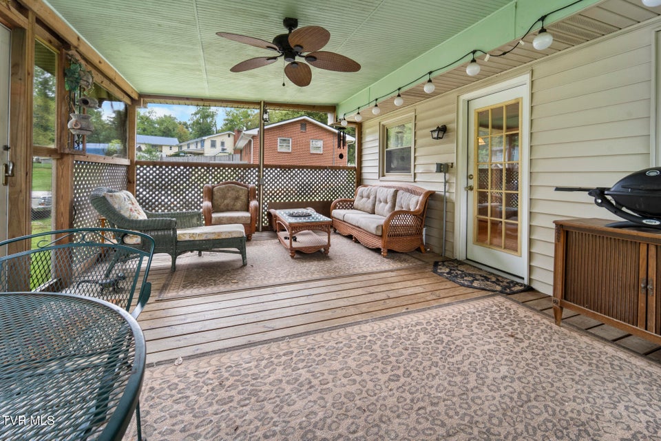 Photo #37: 403 Martindale Road