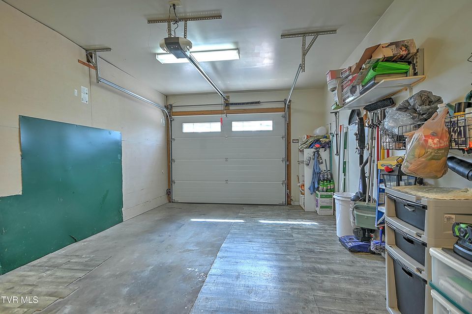 Photo #27: 309 Hawkins Avenue