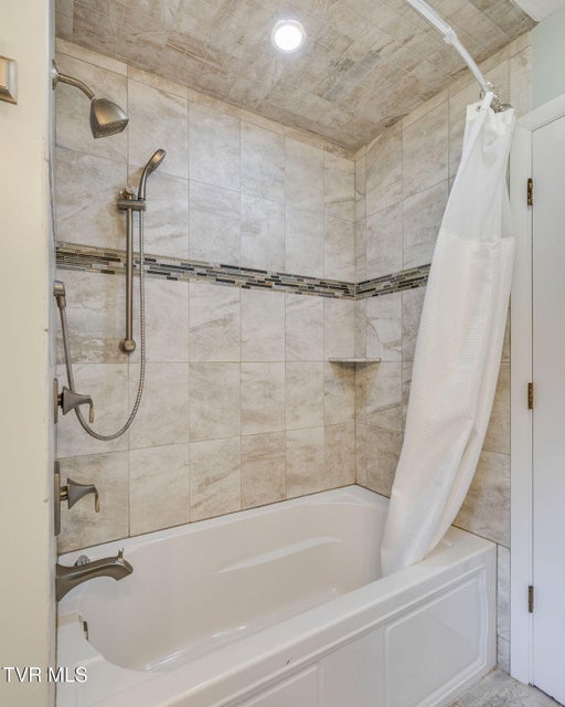 Photo #28: 782 Harr Town Road