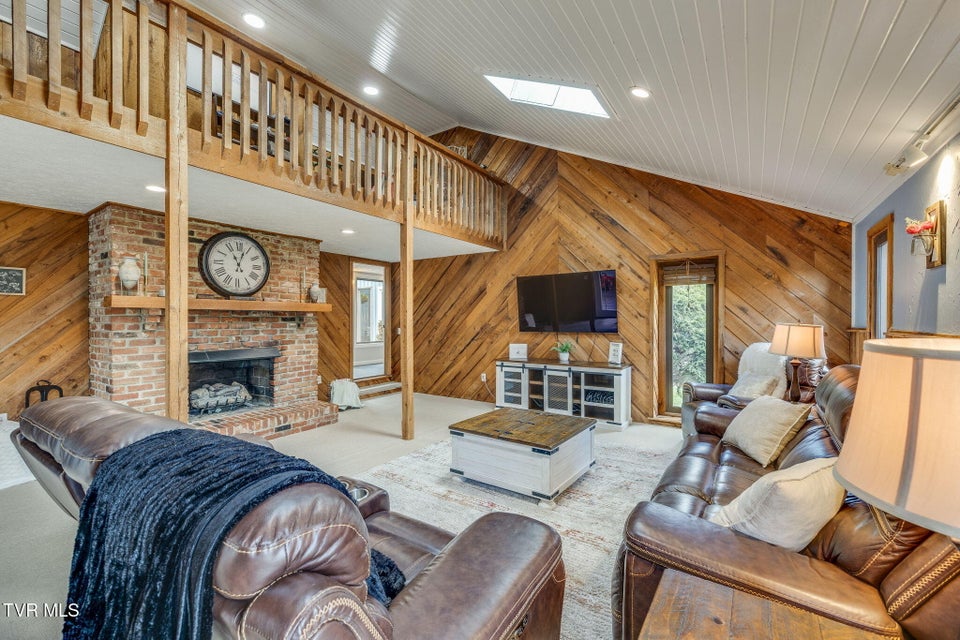 Photo #33: 782 Harr Town Road