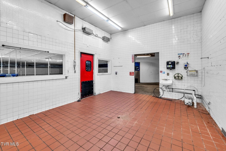 Photo #13: 510 Glade Street