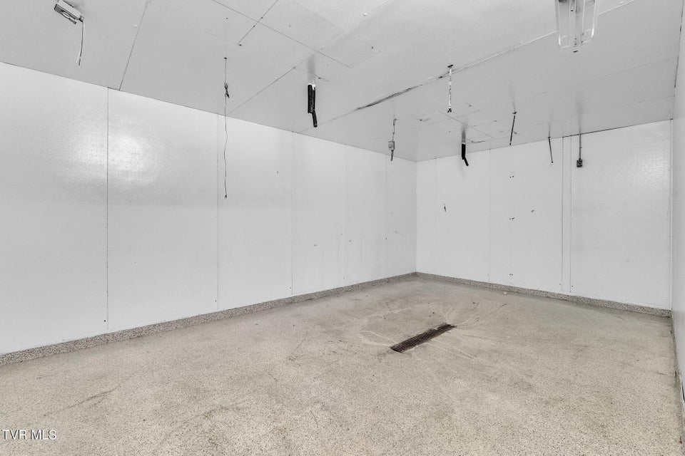 Photo #19: 510 Glade Street