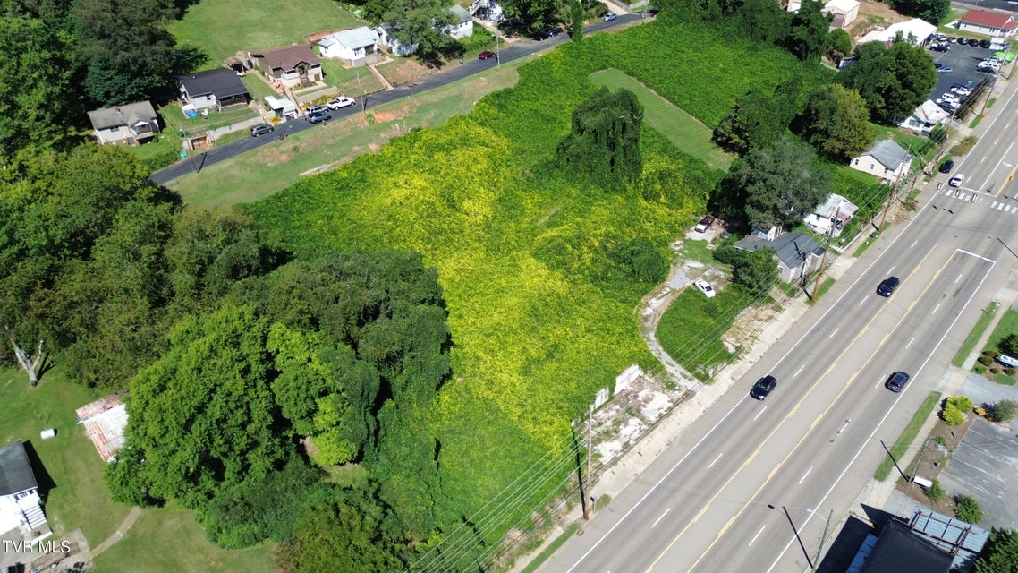 Photo #7: 1040 Lynn Garden Drive