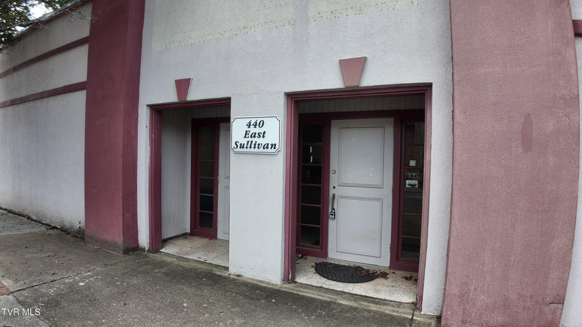 Photo #5: 440 Sullivan Street