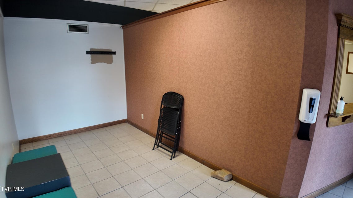 Photo #8: 440 Sullivan Street