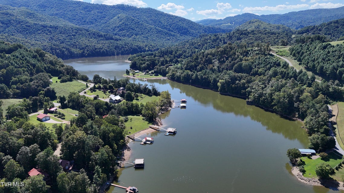 Photo #75: Tr 40 Cowan Town Road