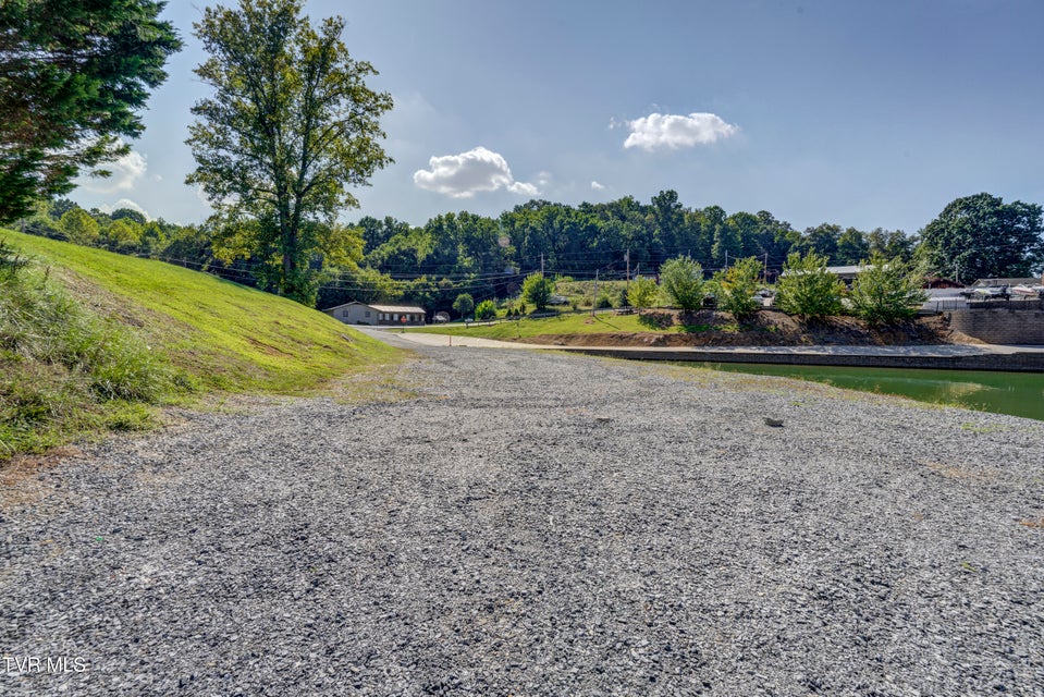 Photo #24: 667 Rockingham Road