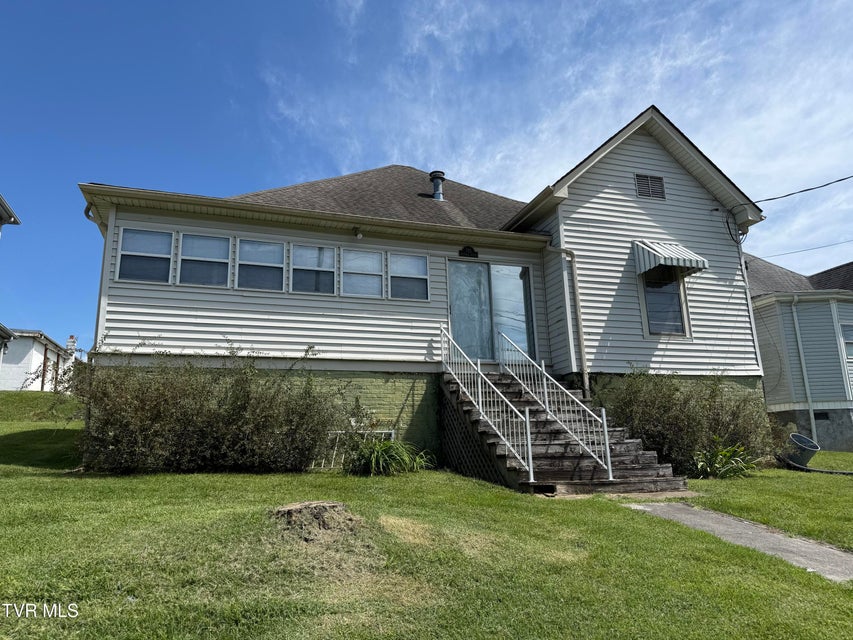 Photo #3: 713, 719 & 723 Southside Ave.