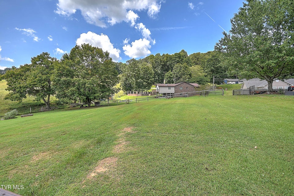 Photo #57: 685 Valley Drive