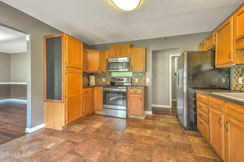 Photo #15: 685 Valley Drive