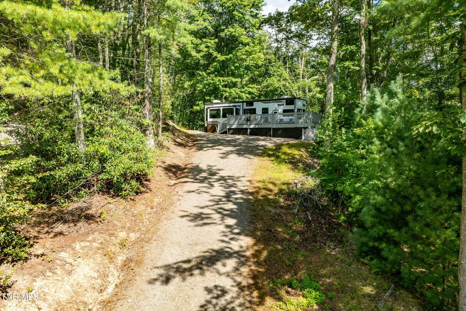 Photo #39: 584 Dotson Road