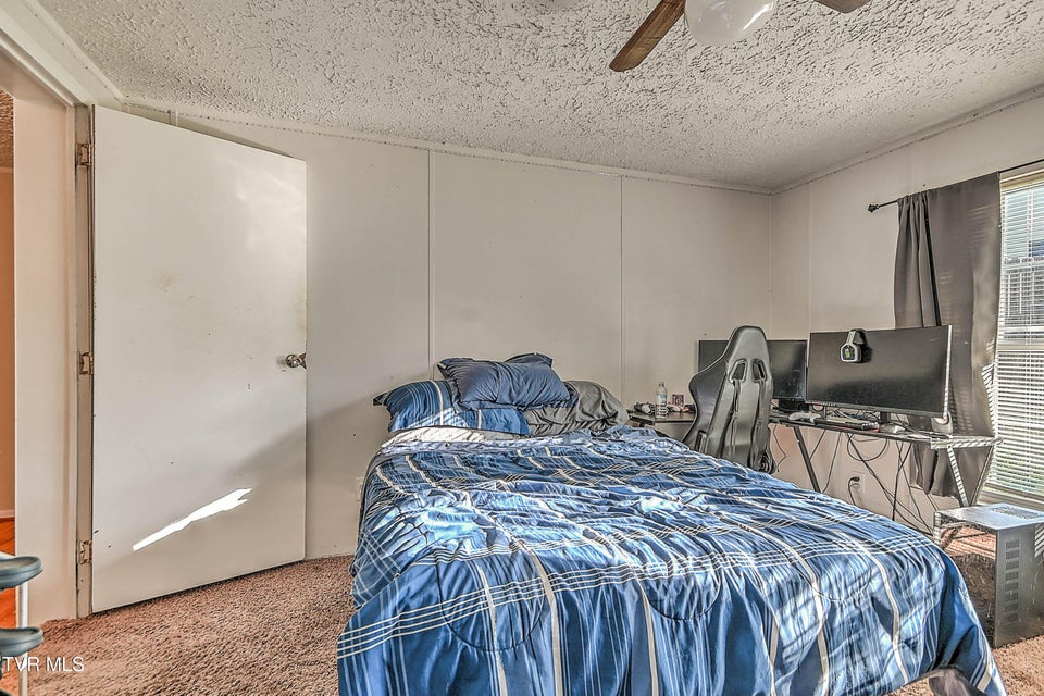 Photo #22: 919 Old Stage Road