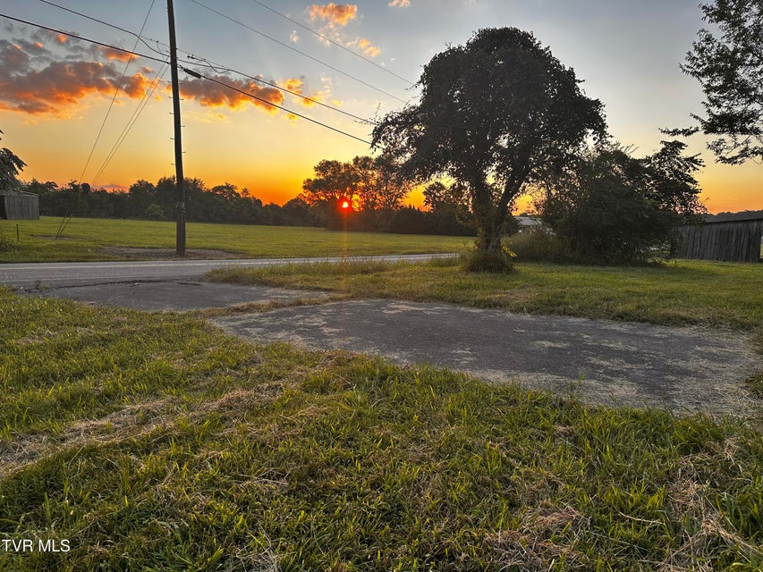 Photo #28: 2725 Greystone Road