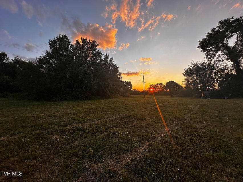 Photo #33: 2725 Greystone Road