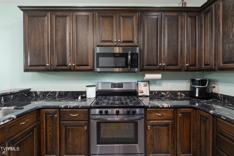 Photo #14: 1161 Laurel Way 