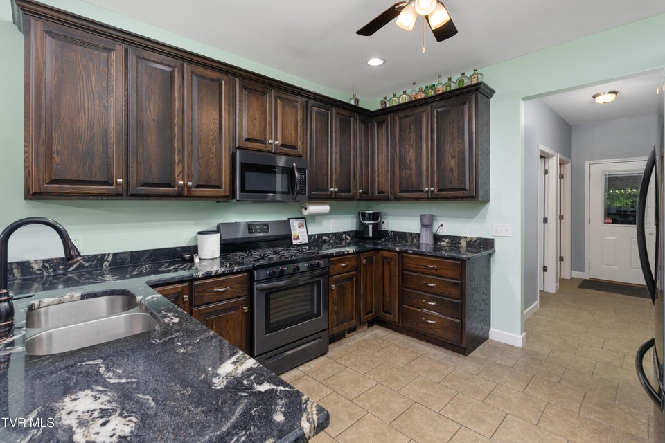 Photo #15: 1161 Laurel Way 