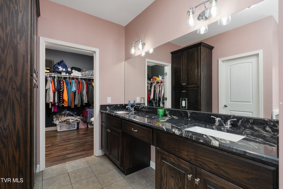 Photo #37: 1161 Laurel Way 