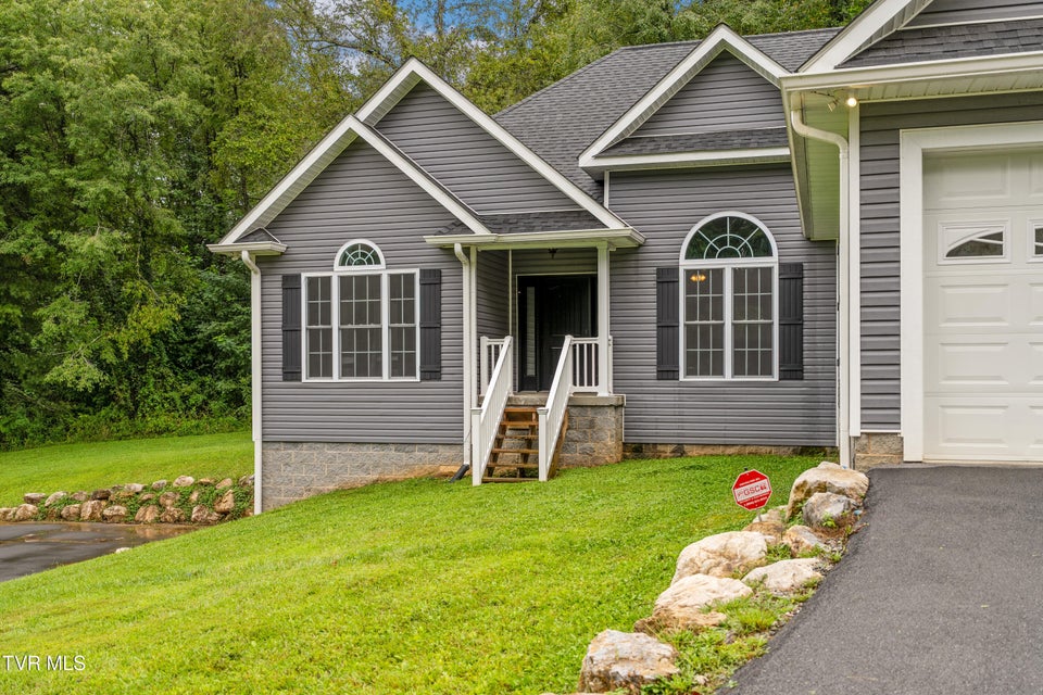 Photo #64: 1161 Laurel Way 