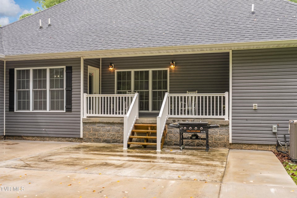 Photo #58: 1161 Laurel Way 