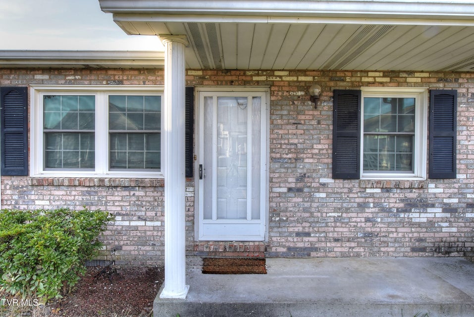 Photo #4: 308 Cottage Avenue