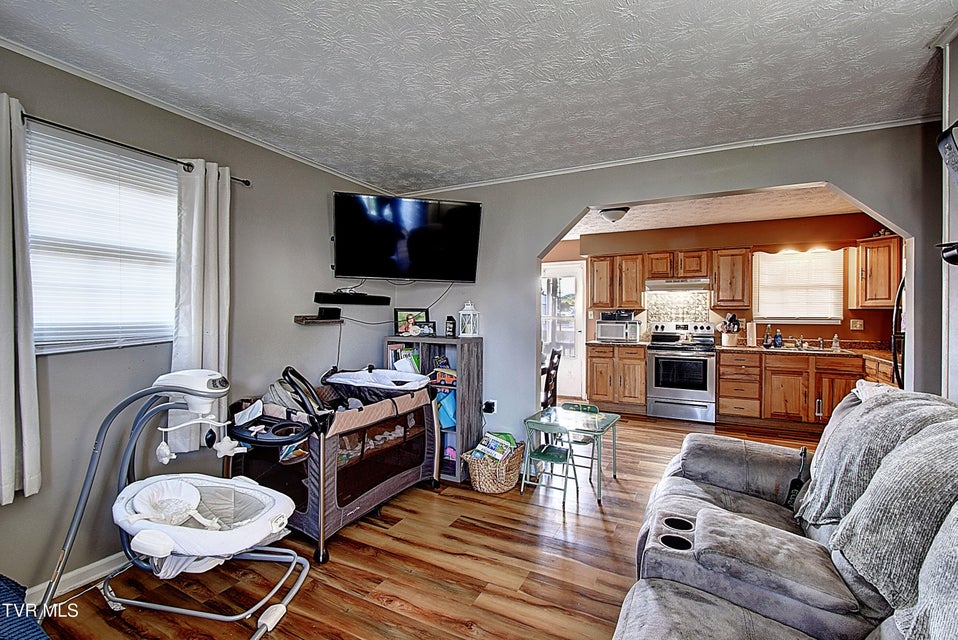 Photo #5: 308 Cottage Avenue