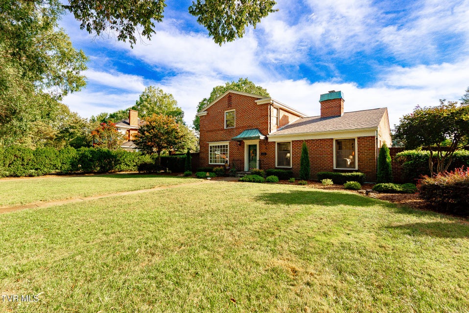 Photo #3: 1421 Linville Street