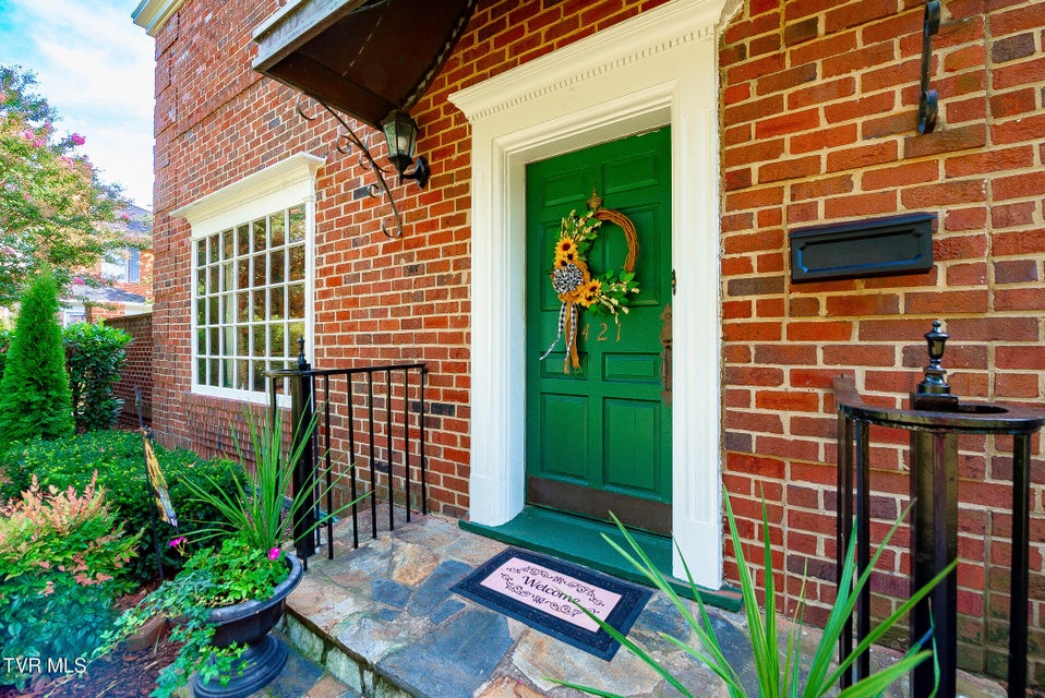 Photo #4: 1421 Linville Street