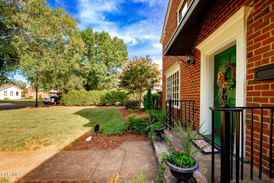 Photo #5: 1421 Linville Street