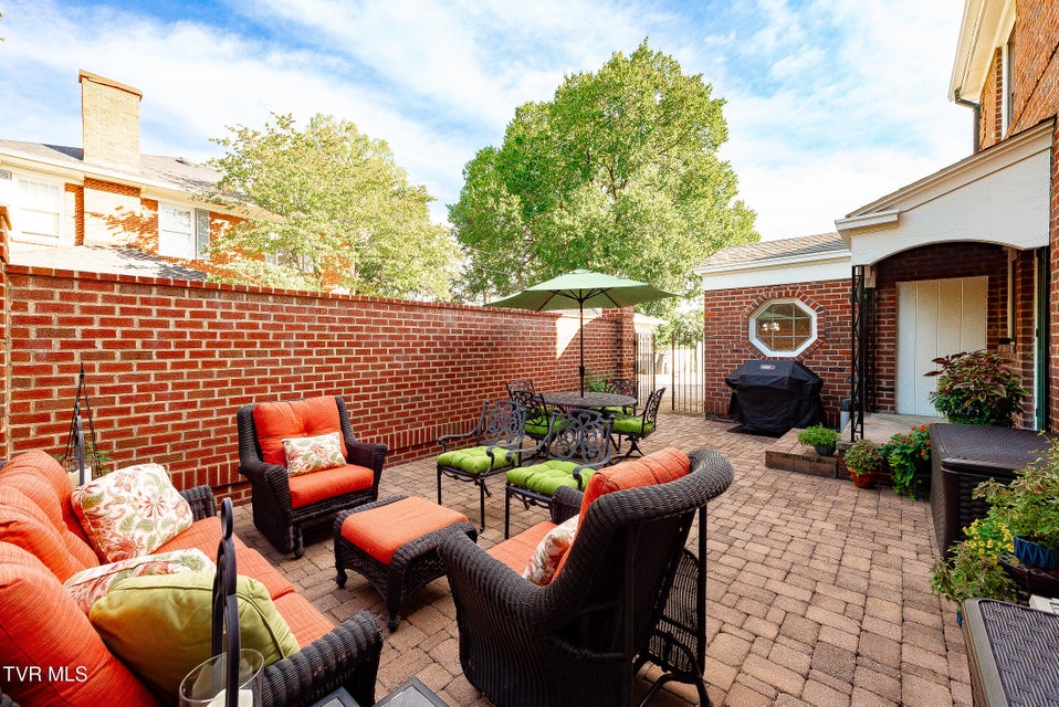 Photo #10: 1421 Linville Street