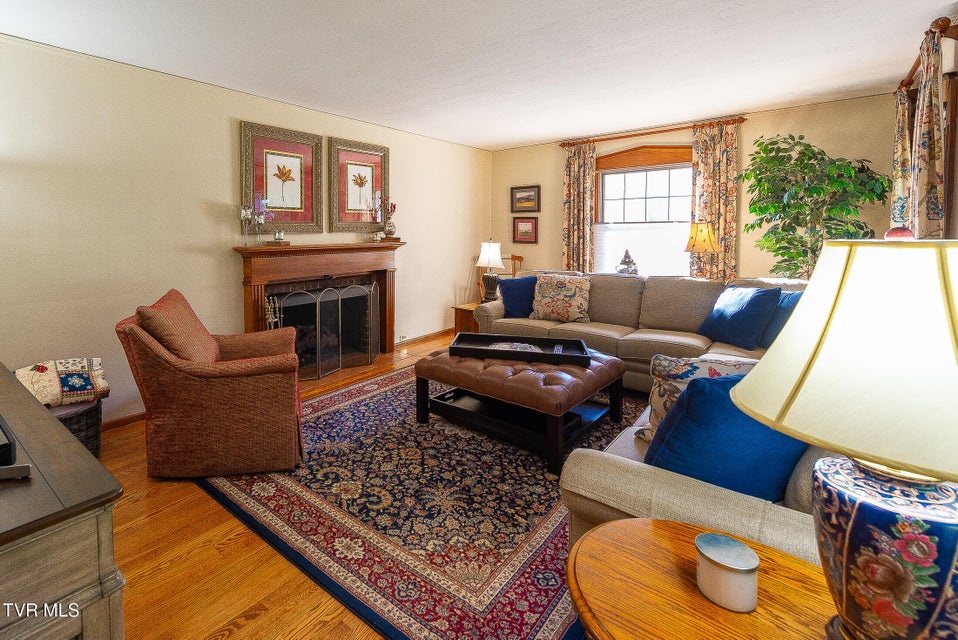 Photo #15: 1421 Linville Street