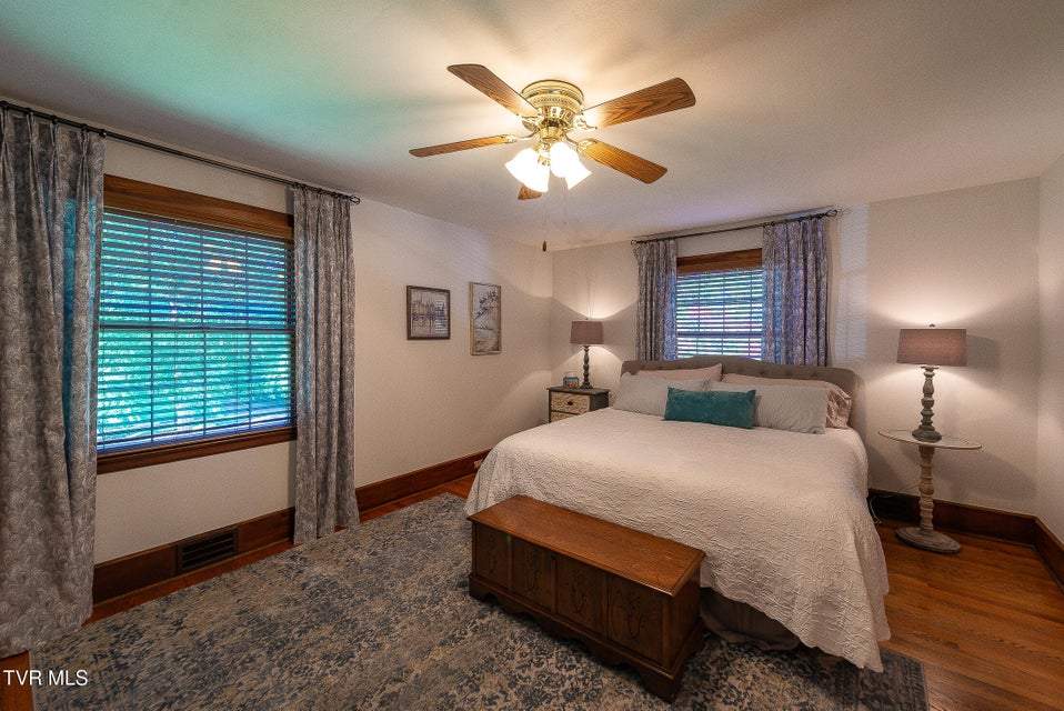 Photo #42: 1421 Linville Street