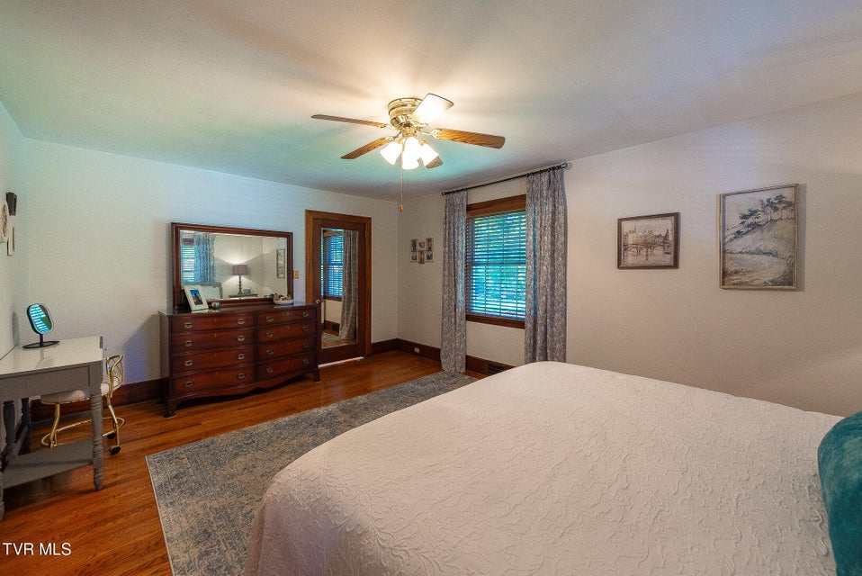 Photo #44: 1421 Linville Street