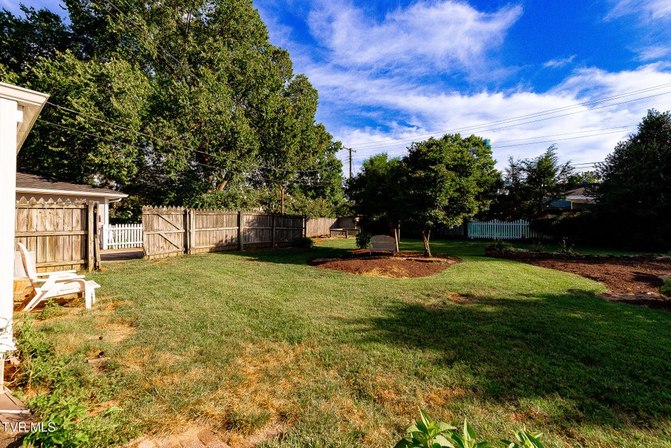 Photo #64: 1421 Linville Street