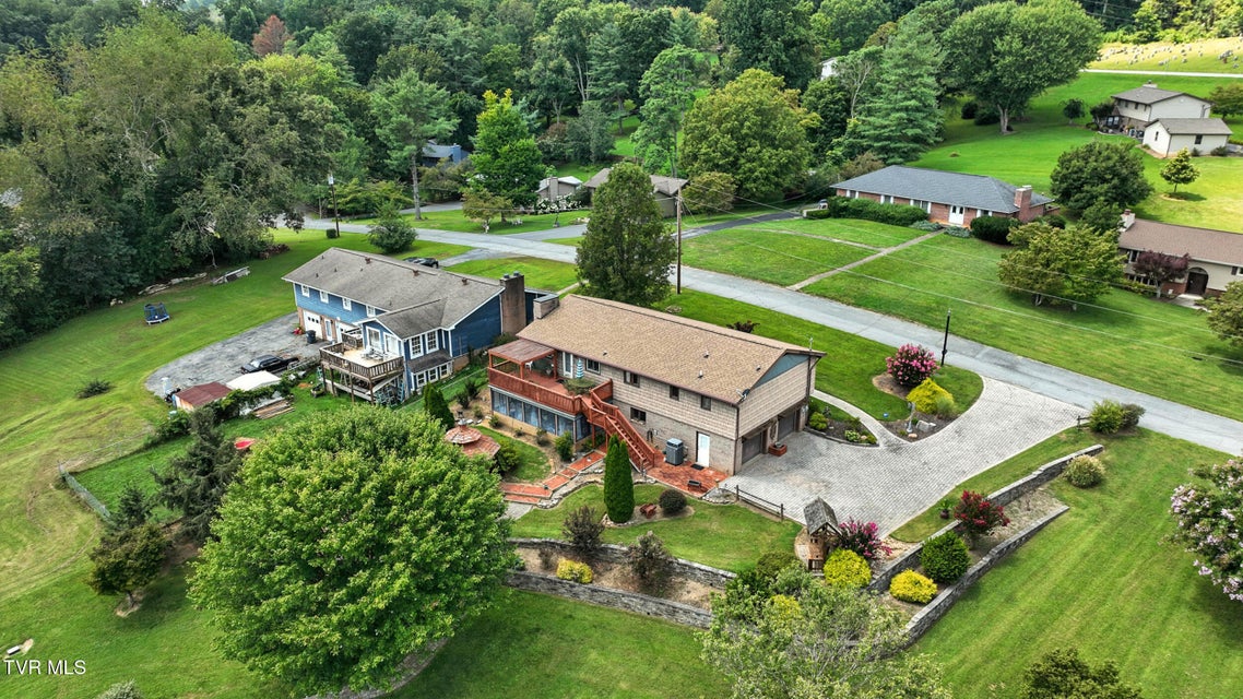 Photo #37: 4820 Lake Park Court