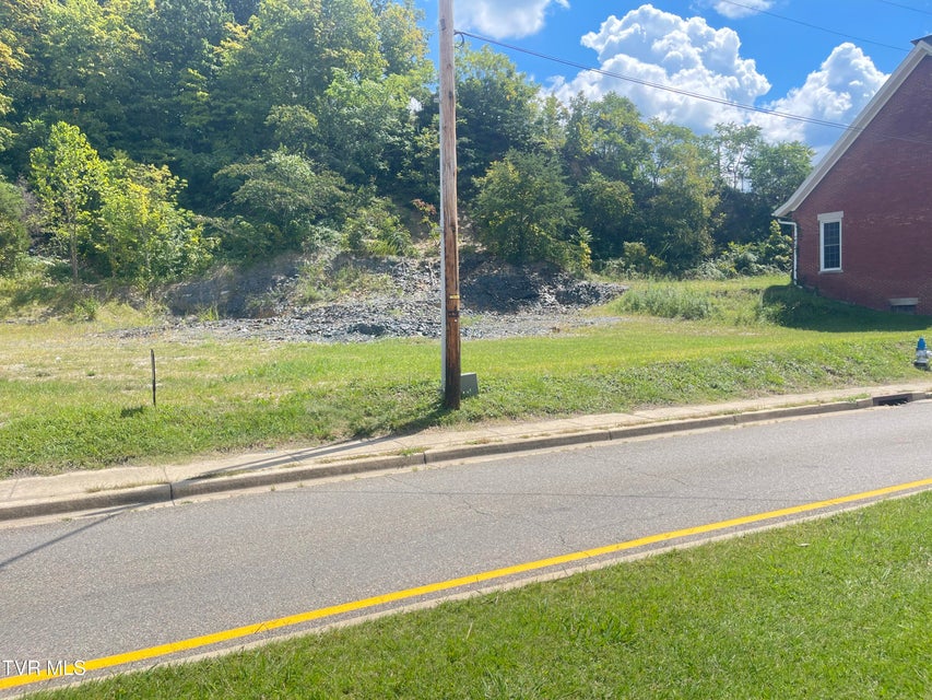 Photo #9: 106 Water Street