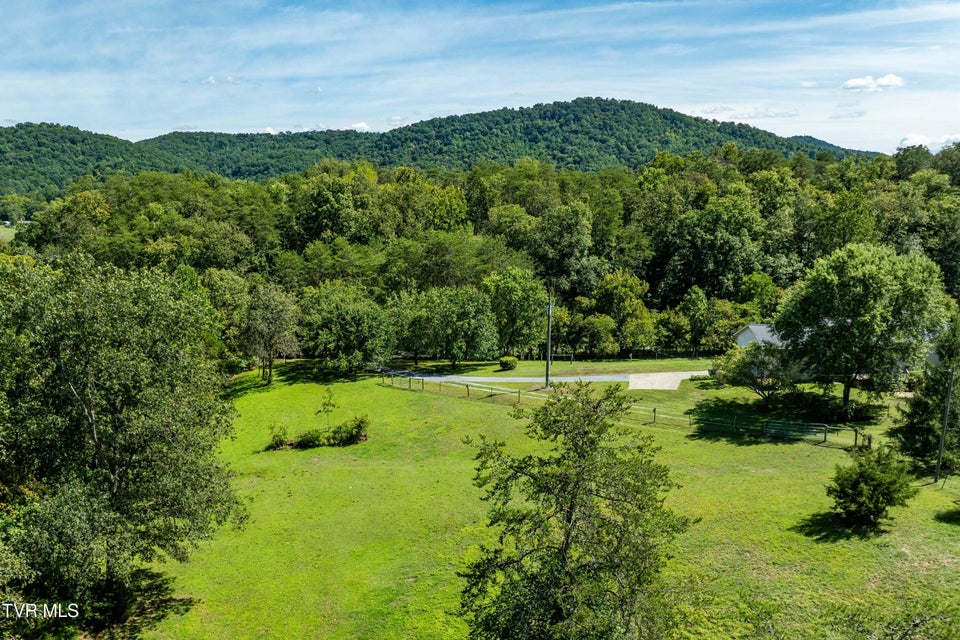 Photo #28: 157 Chuck Road