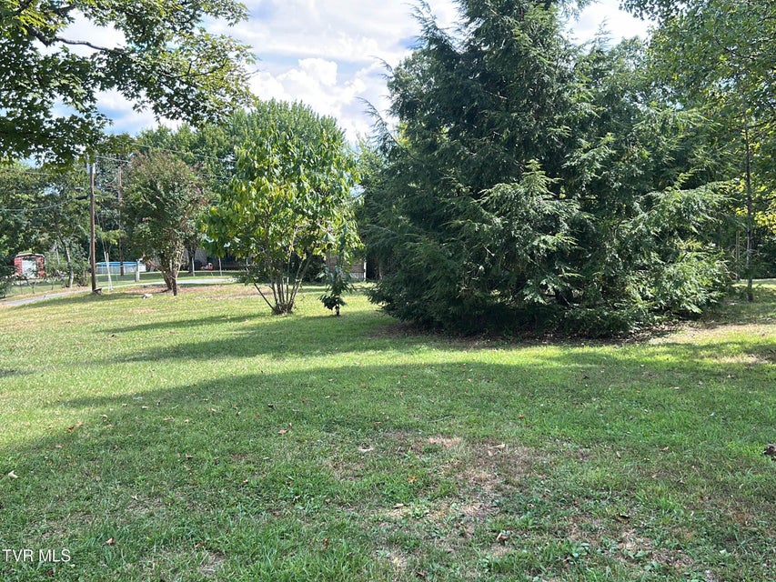 Photo #11: 16 Persimmon Lane