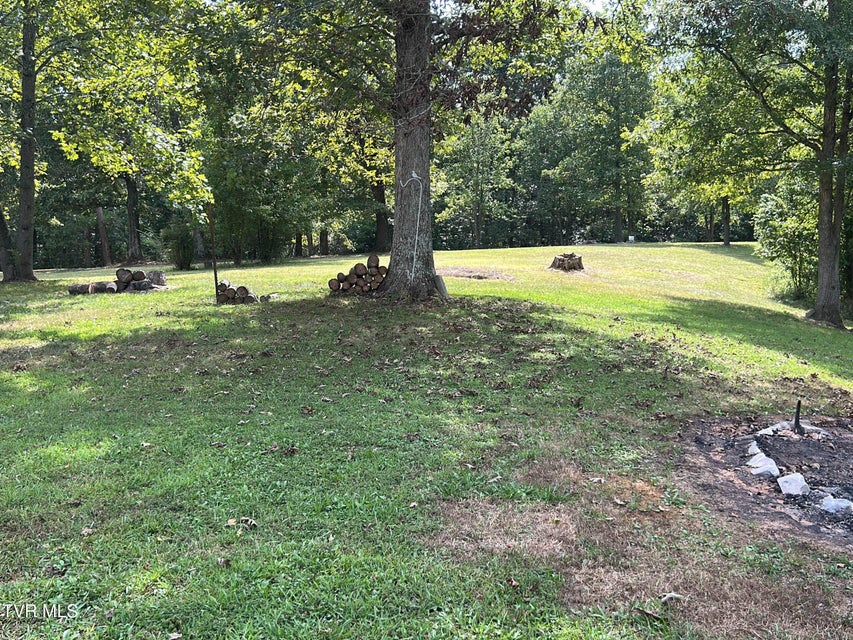 Photo #12: 16 Persimmon Lane