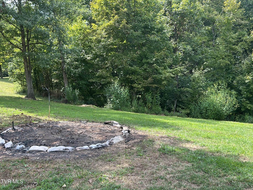 Photo #13: 16 Persimmon Lane