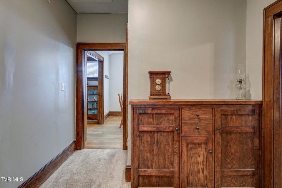 Photo #23: 919 Hillcrest Drive