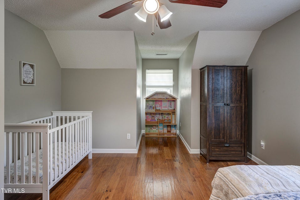 Photo #26: 262 Ridgeview Drive