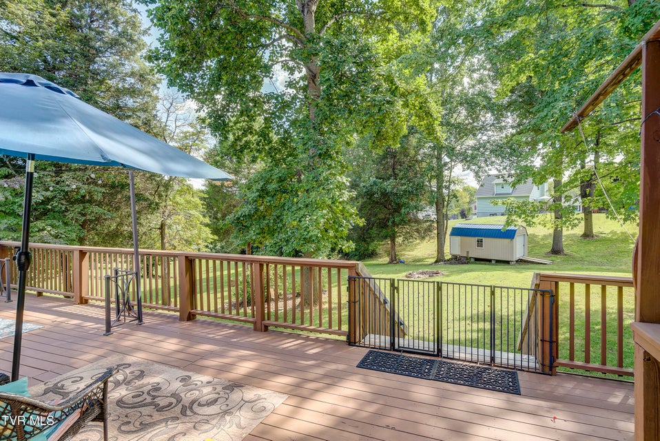 Photo #34: 262 Ridgeview Drive