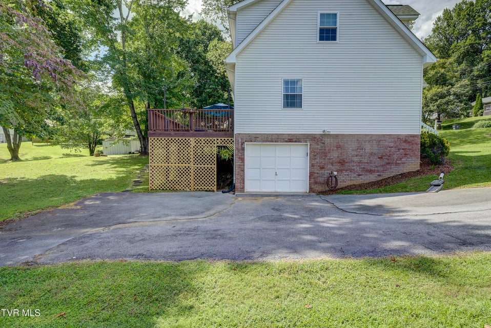 Photo #42: 262 Ridgeview Drive