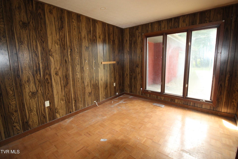 Photo #12: 2016 Arlington Drive
