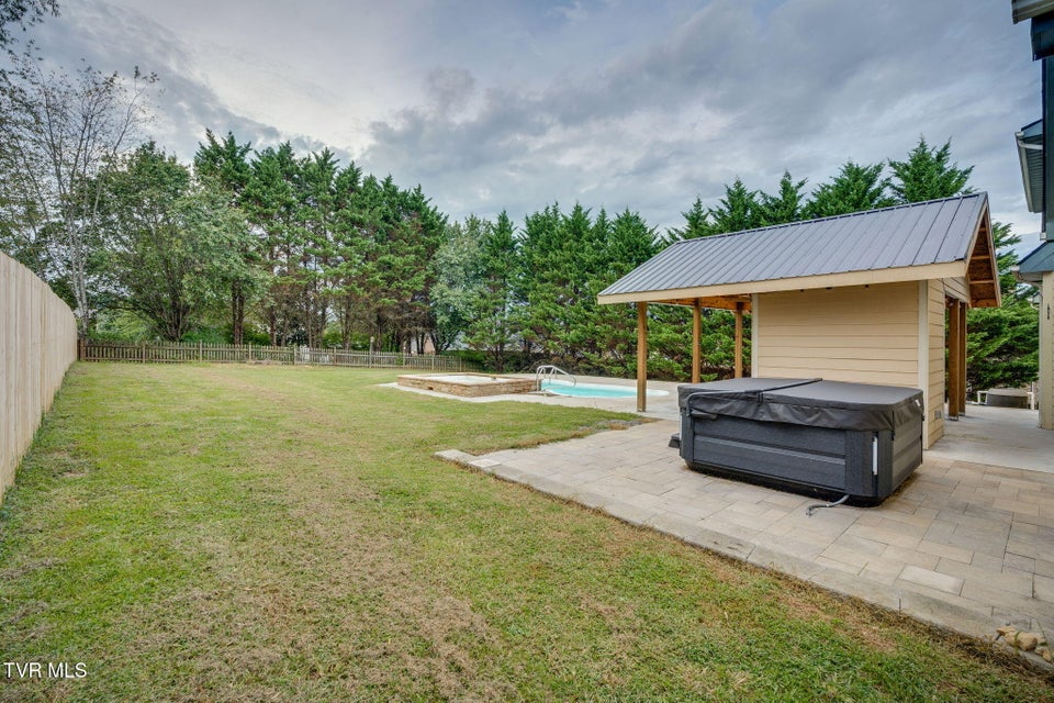 Photo #33: 363 Wiltshire Drive